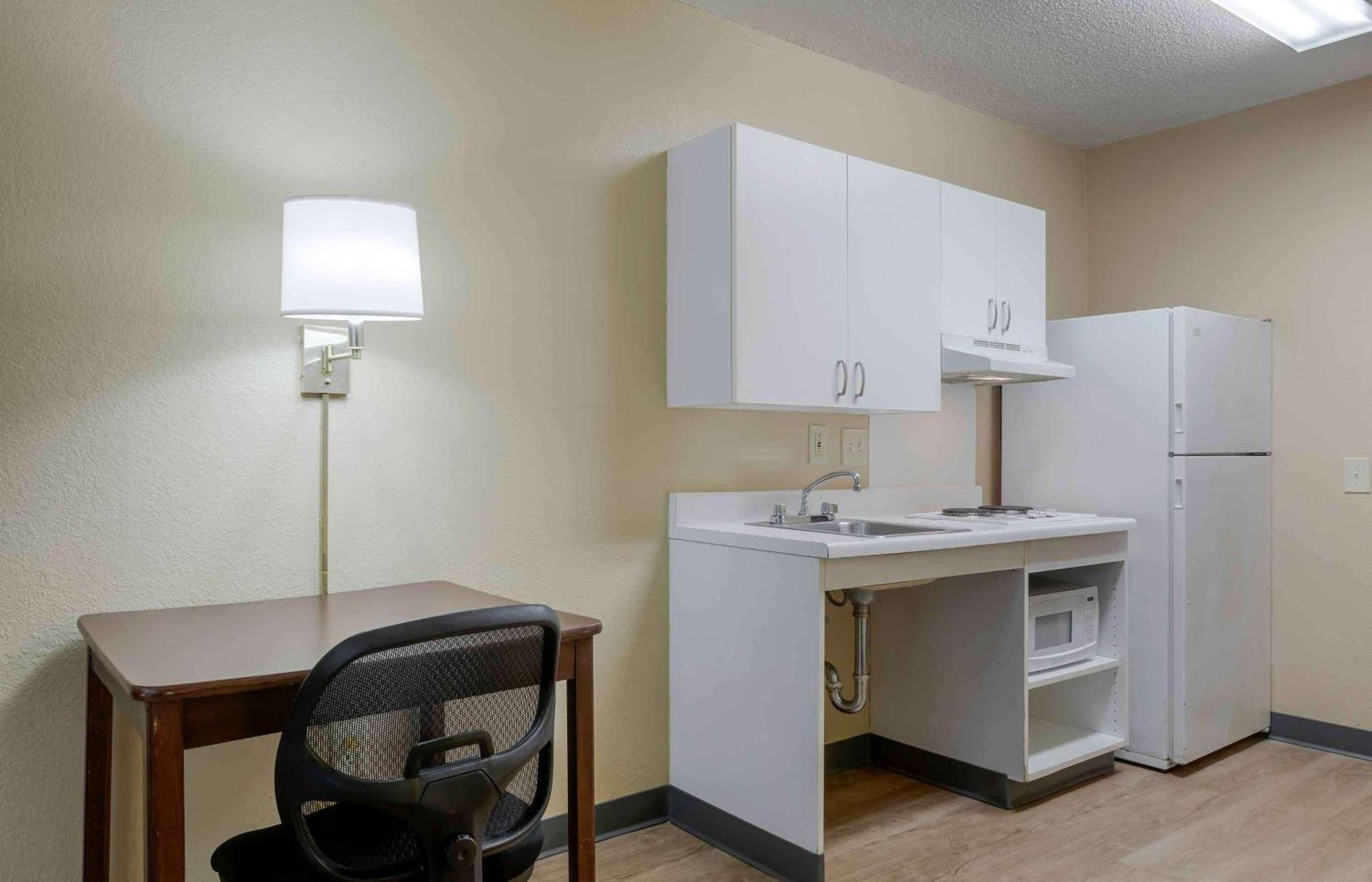 Extended Stay America Suites - Lubbock - Southwest Экстерьер фото