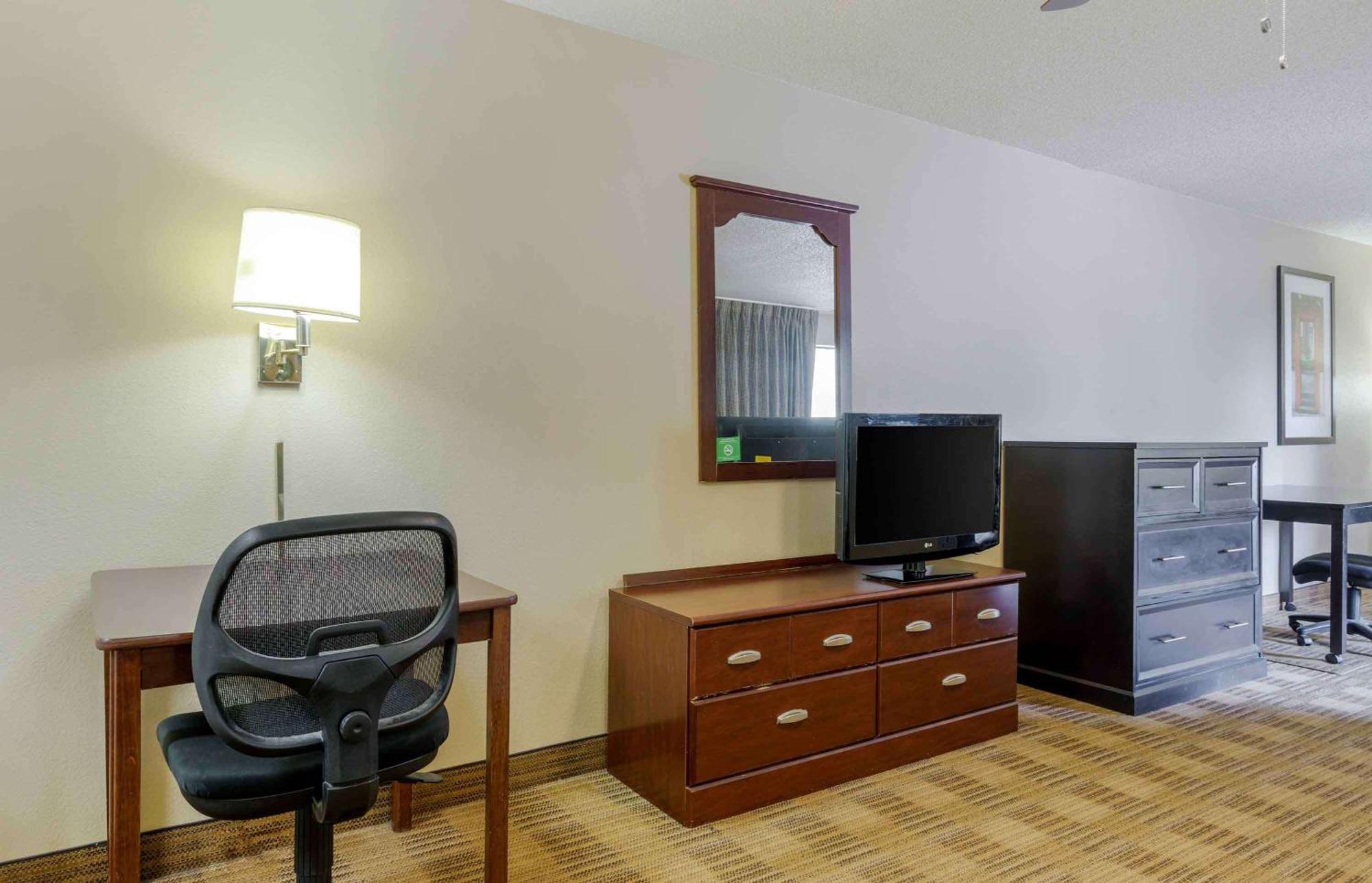 Extended Stay America Suites - Lubbock - Southwest Экстерьер фото
